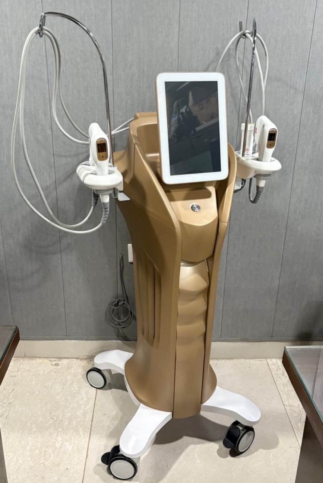 ABL Cosmoglow machine setup 25